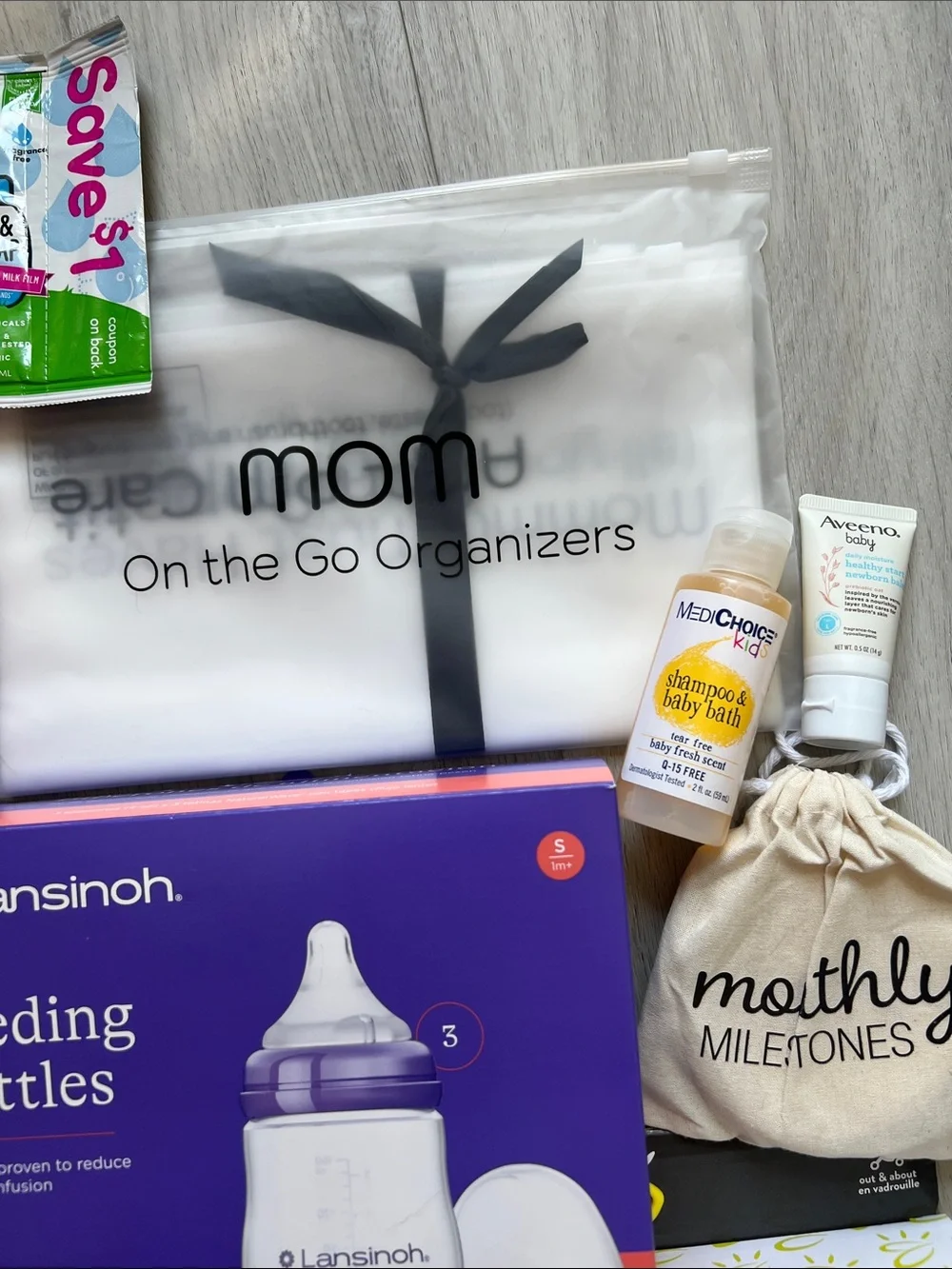 New Lot of Newborn/Infant Baby Items Bottles Carseat Cover Sterilizer Evenflo